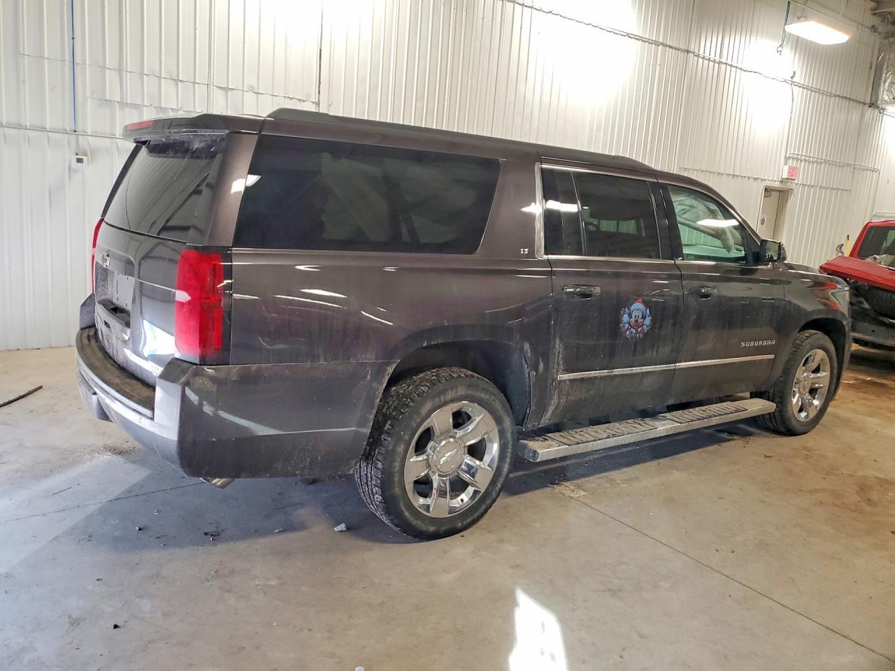2017 Chevrolet Suburban K1500 Lt - Фото 3