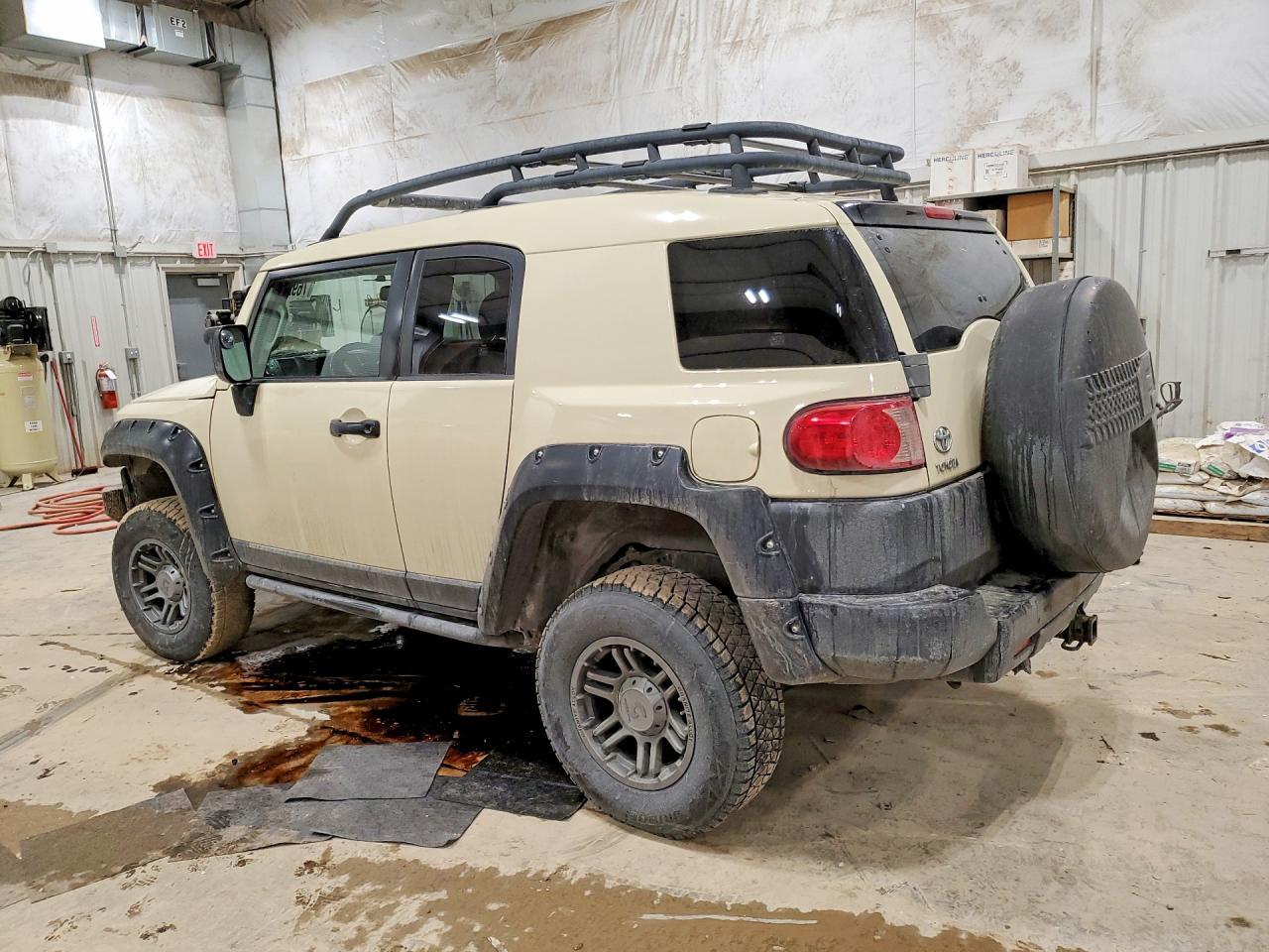 2010 Toyota Fj Cruiser Base - Фото 2