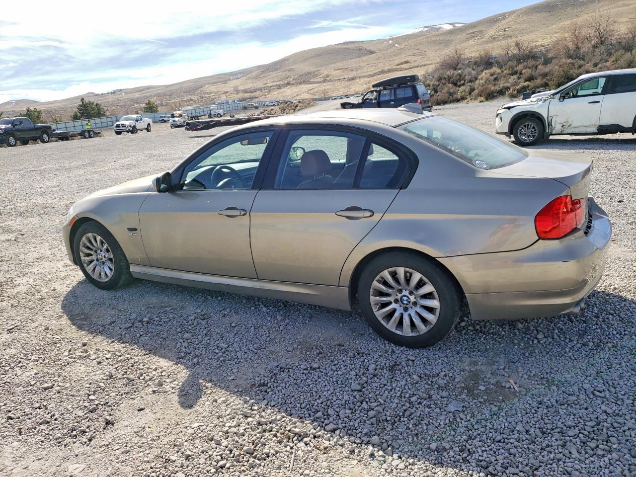 2009 BMW 328 Xi - Image 2