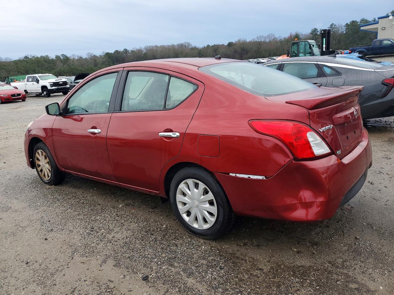 2019 Nissan Versa Sv - Фото 2