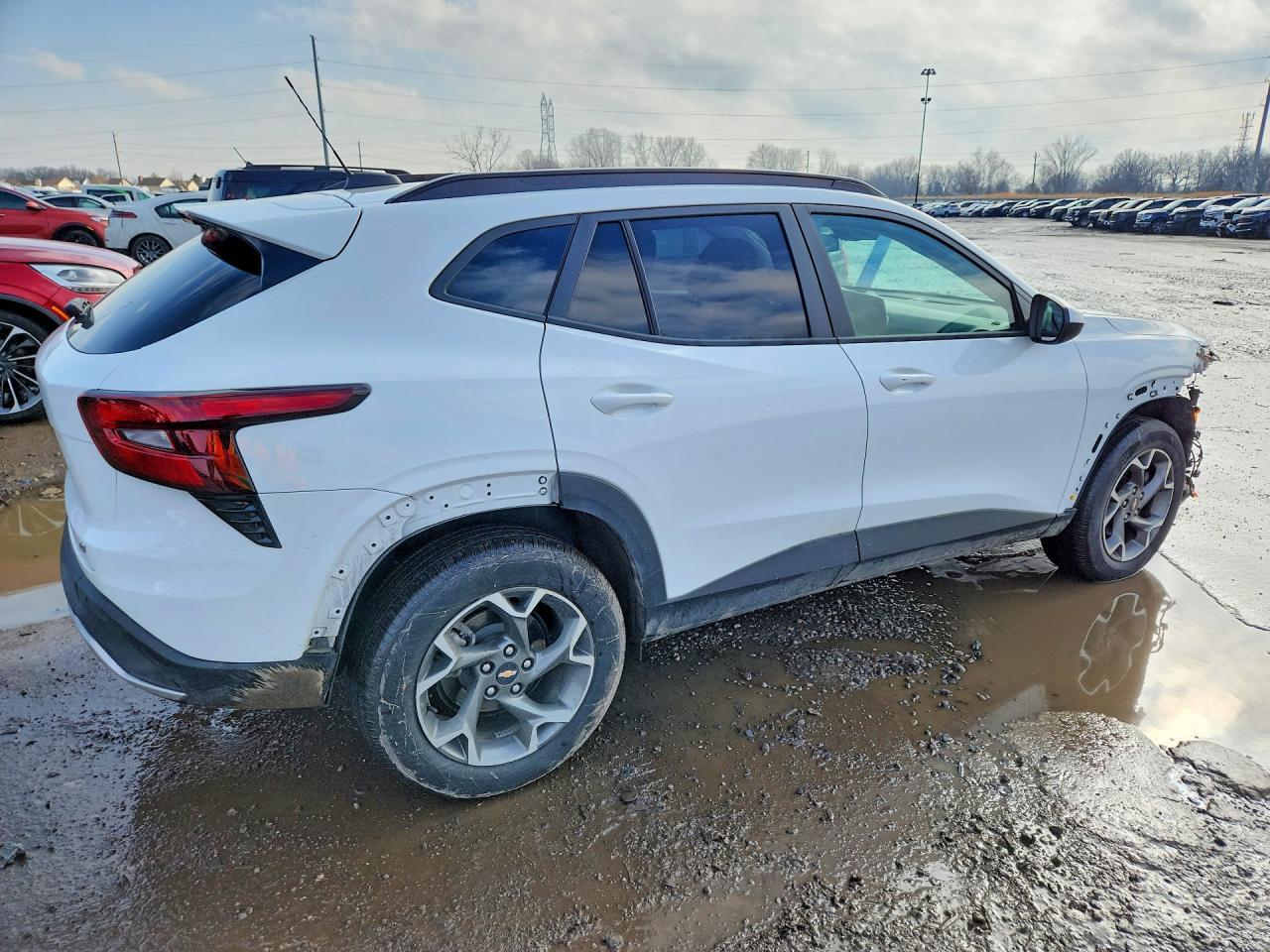 2025 Chevrolet Trax 1Lt - Image 3