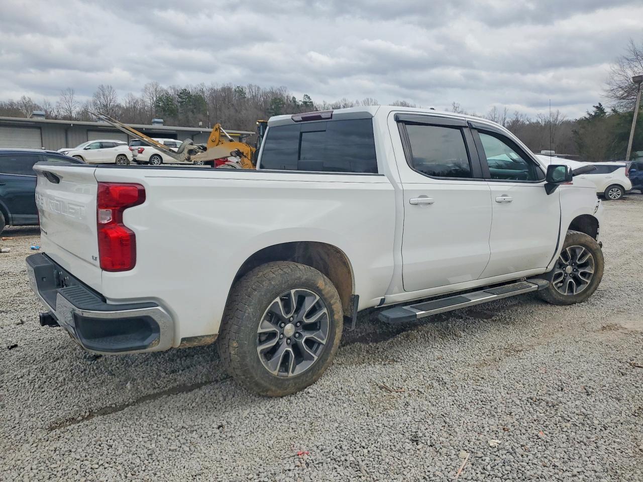2020 Chevrolet Silverado K1500 Lt - Image 3