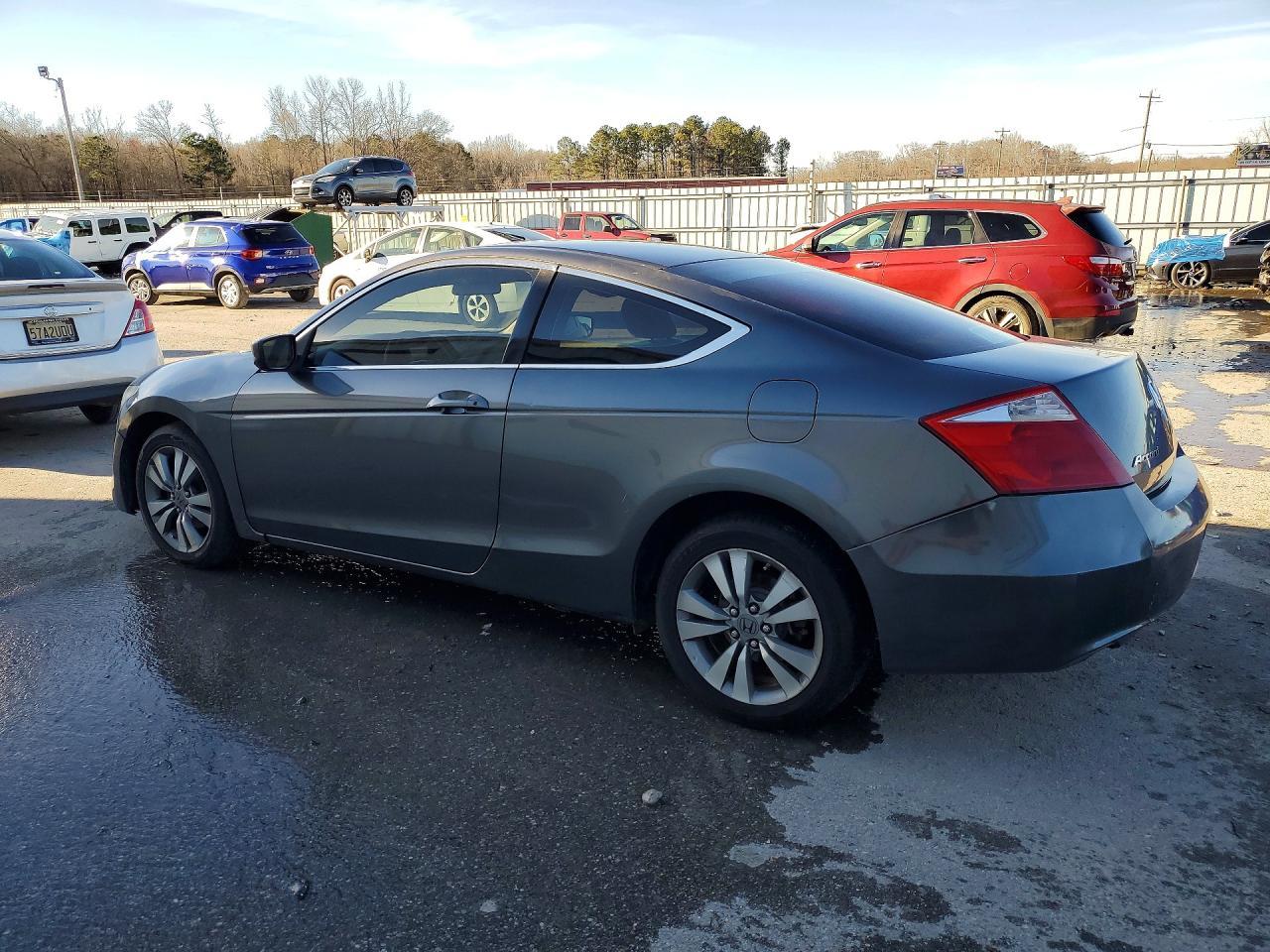 2010 Honda Accord Lx - Image 2