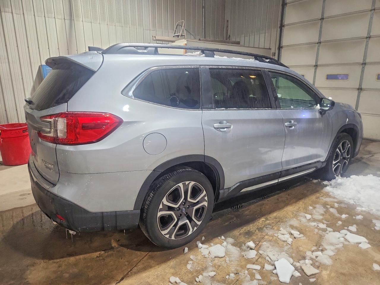 2024 Subaru Ascent Limited - Фото 3
