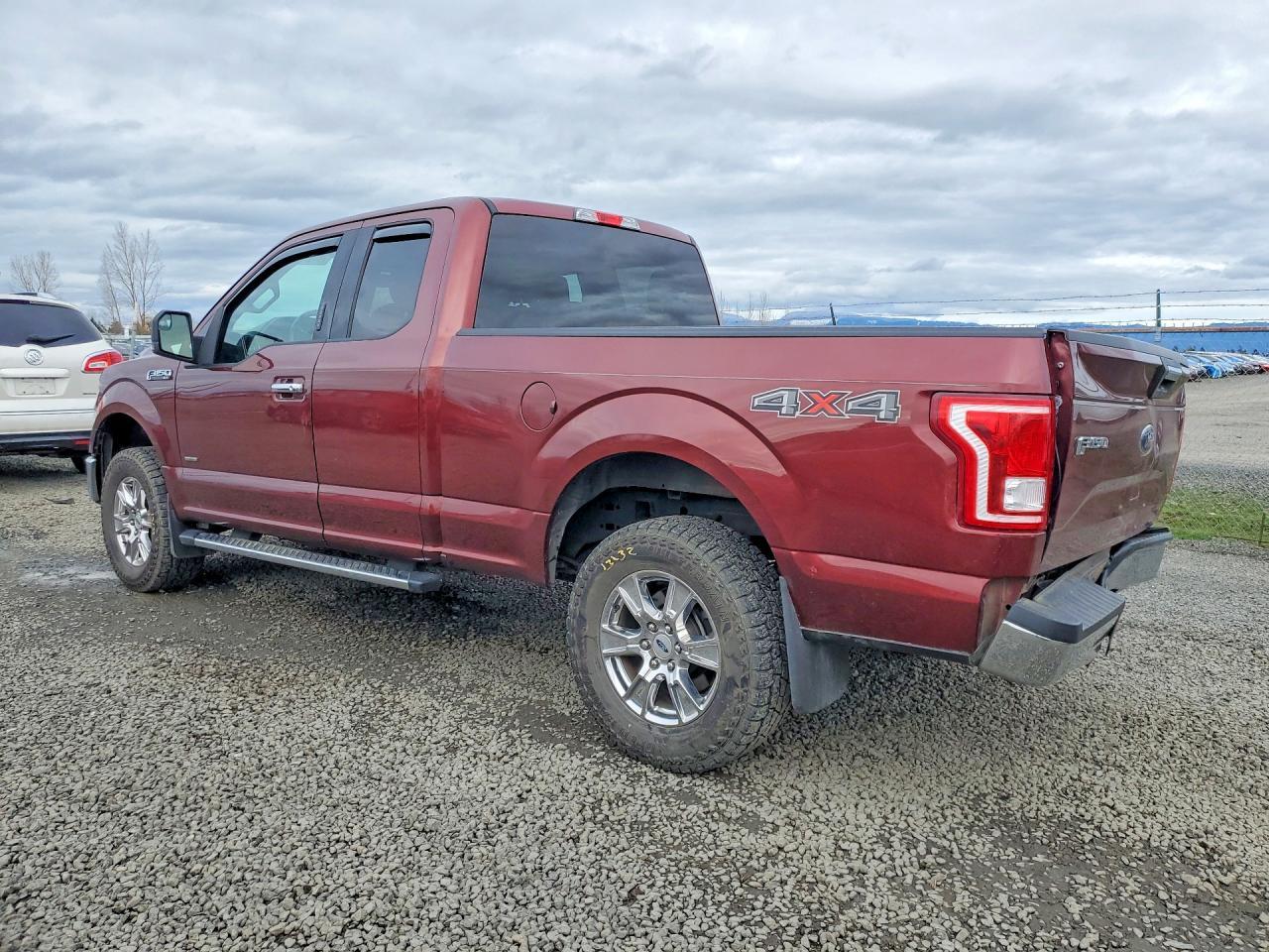 2017 Ford F150 Super Cab - Фото 2