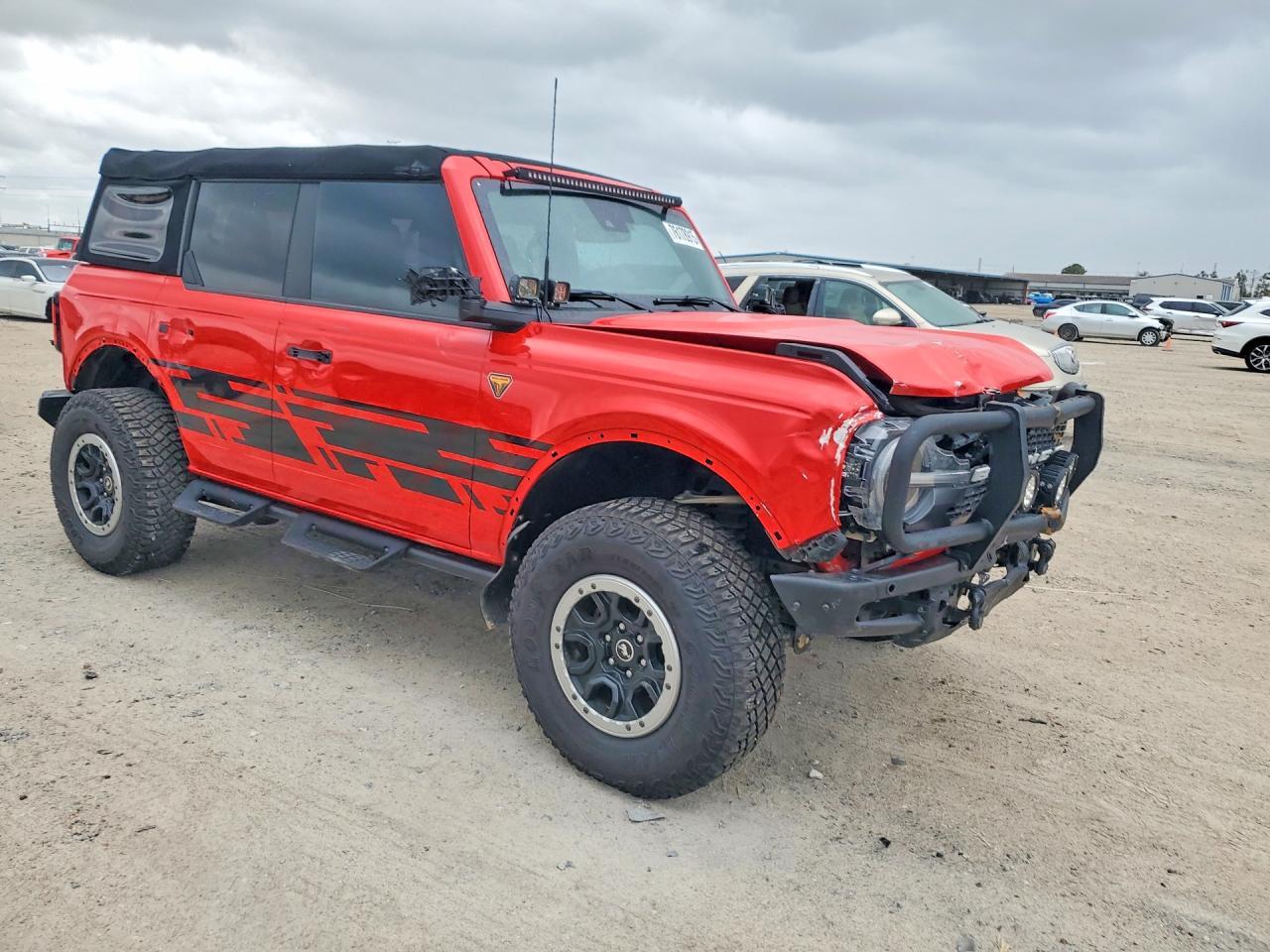 2023 Ford Bronco Base - Фото 4