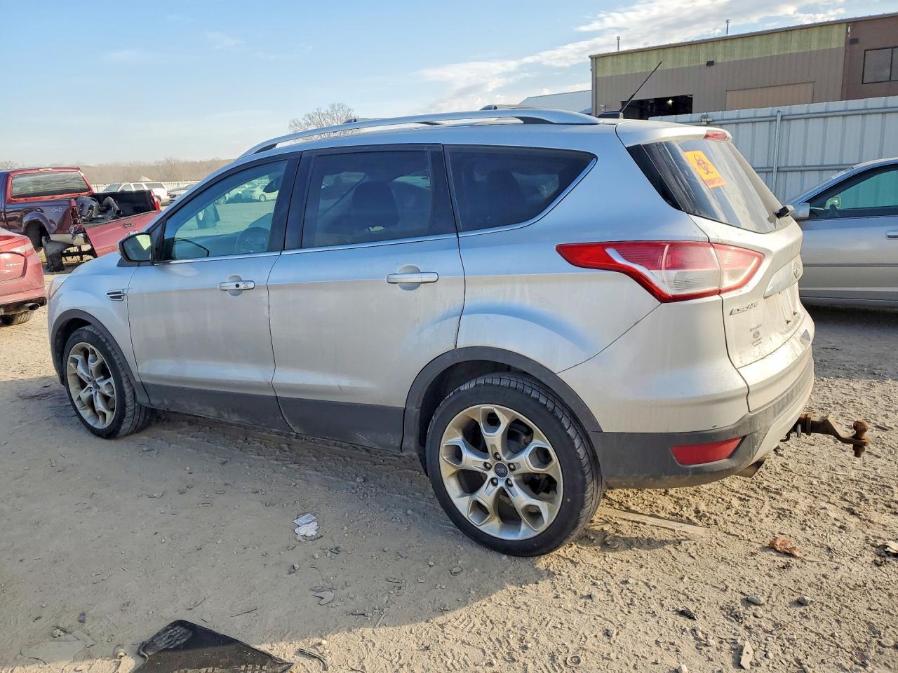 2015 Ford Escape Titanium - Фото 2