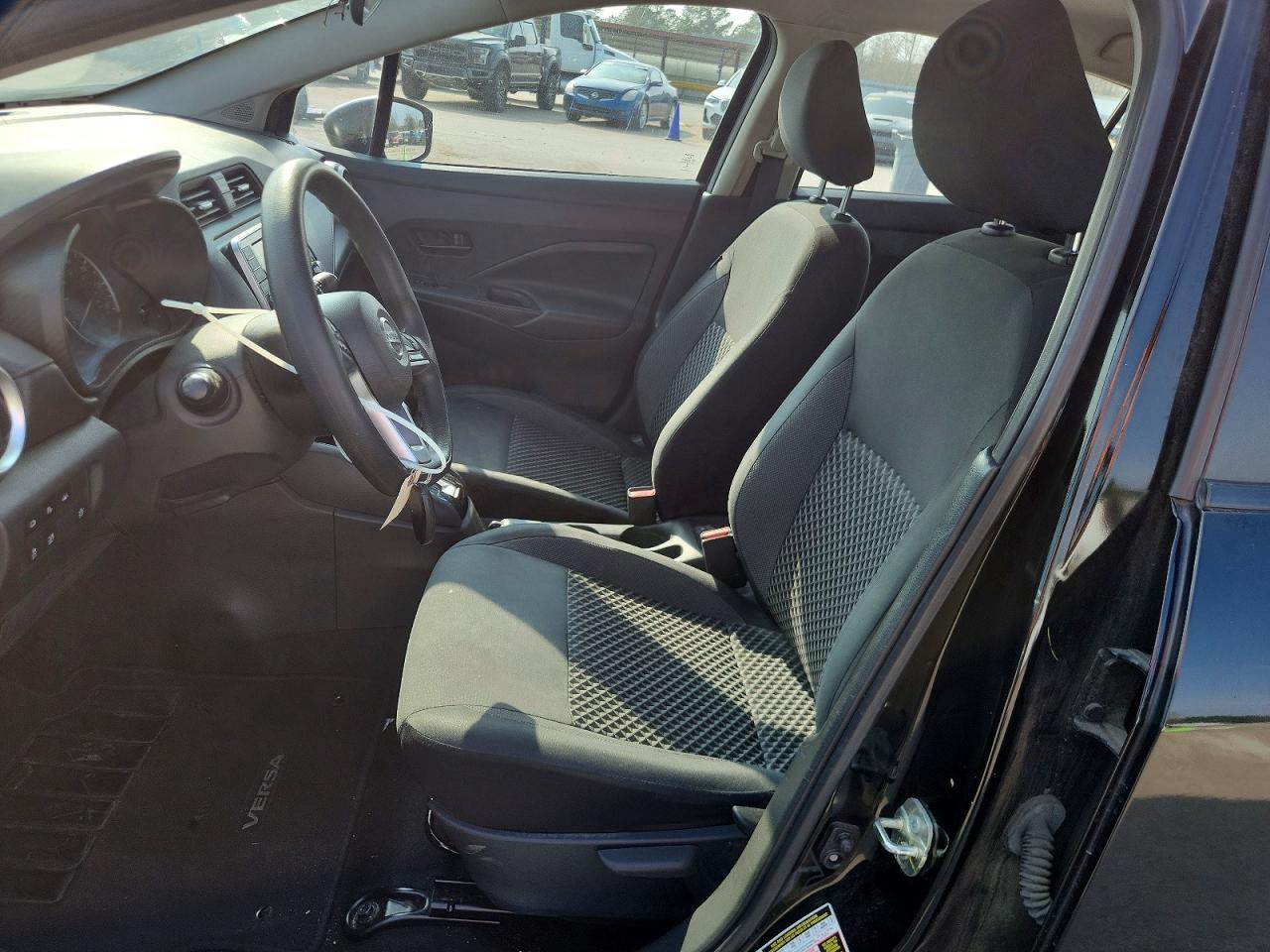 2020 Nissan Versa S - Фото 7