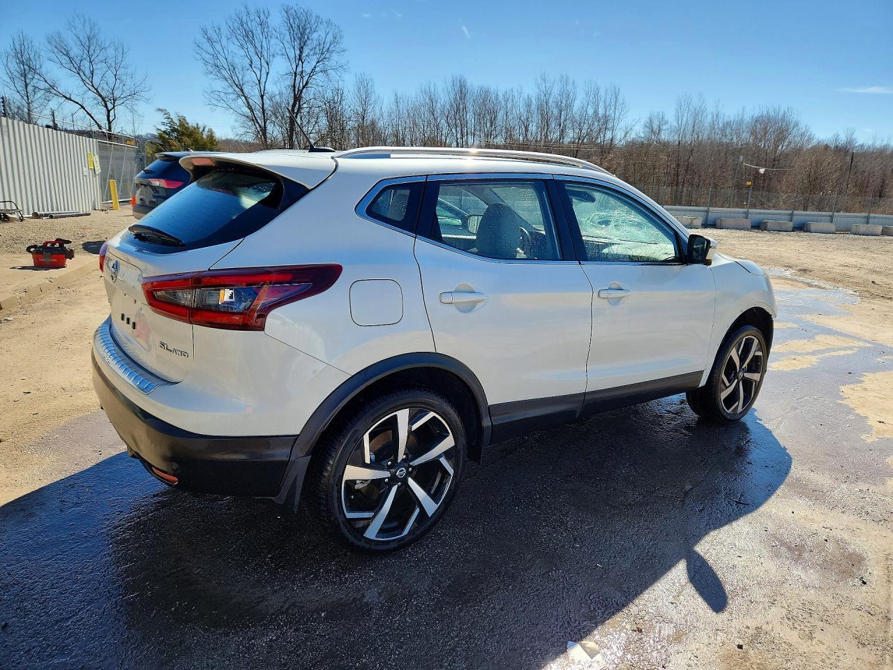 2022 Nissan Rogue Sport Sl - Фото 3