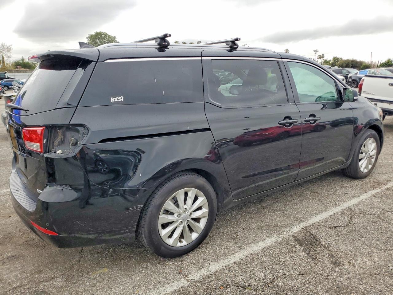 2016 Kia Sedona Ex - Image 3