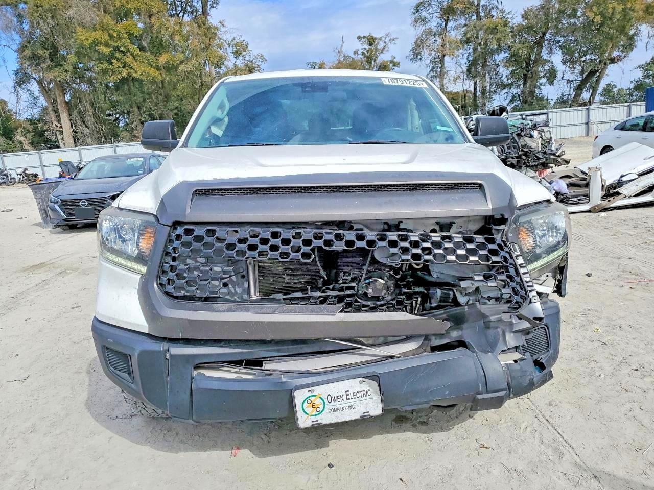 2021 Toyota Tundra Double Cab Sr - Image 5