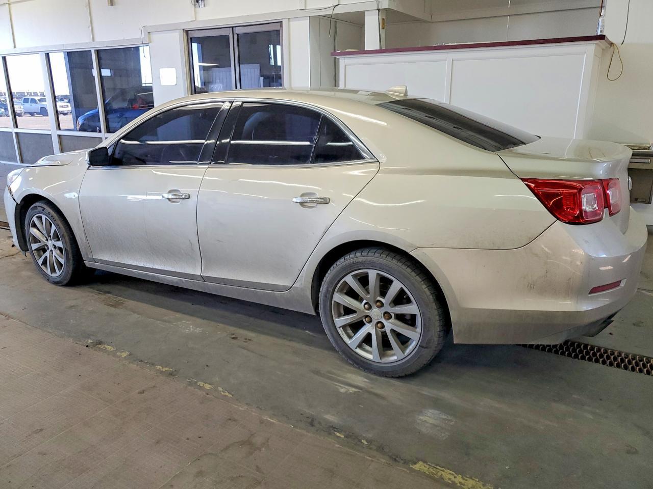 2013 Chevrolet Malibu Ltz - Image 2
