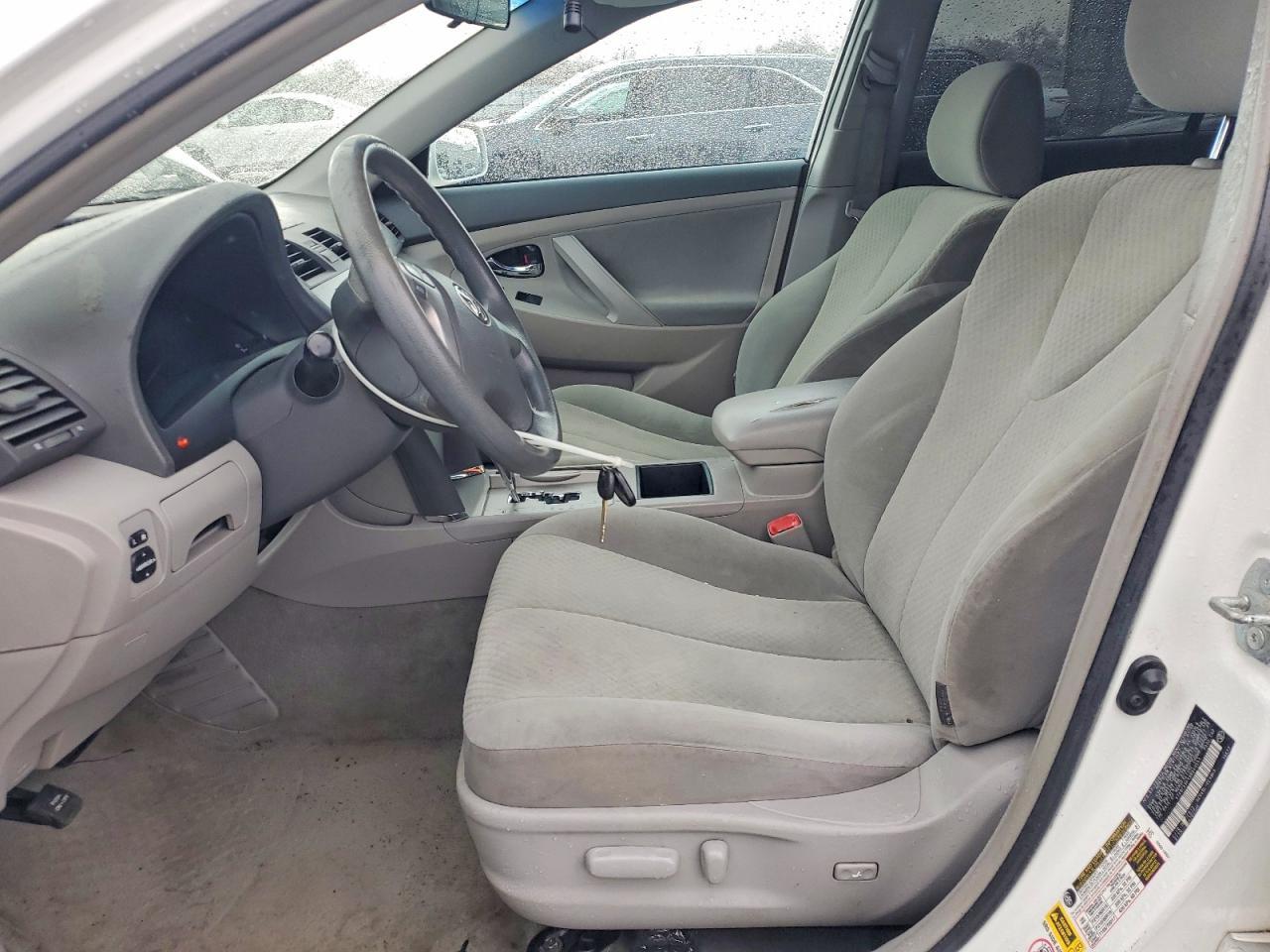 2008 Toyota Camry Le - Фото 7