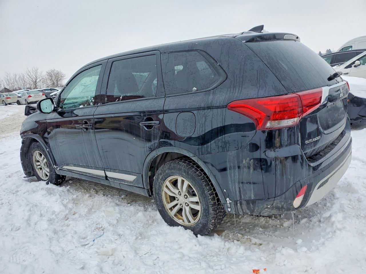 2020 Mitsubishi Outlander Es - Фото 2