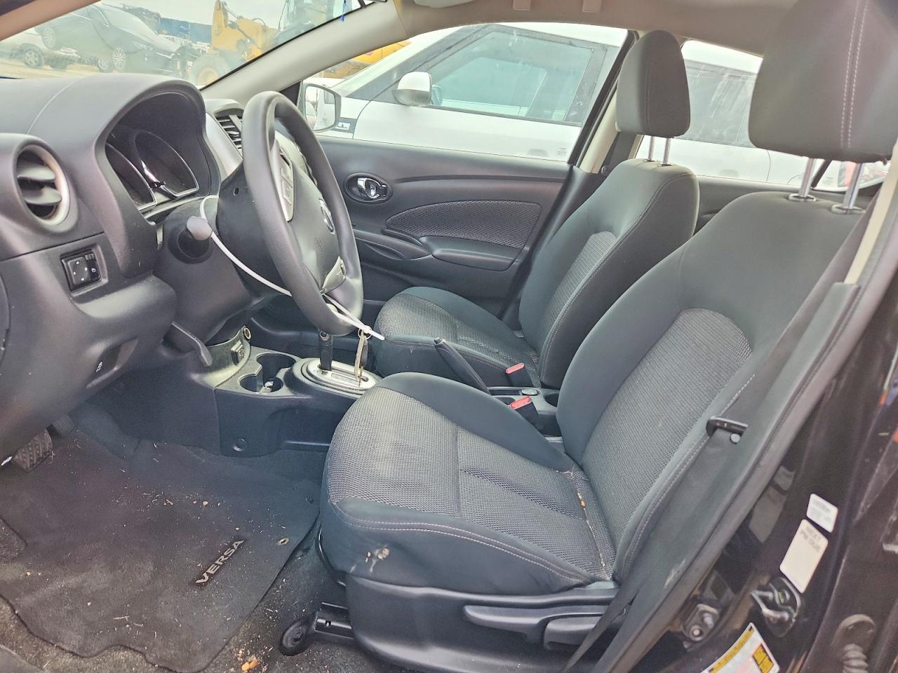 2019 Nissan Versa Sv - Image 7