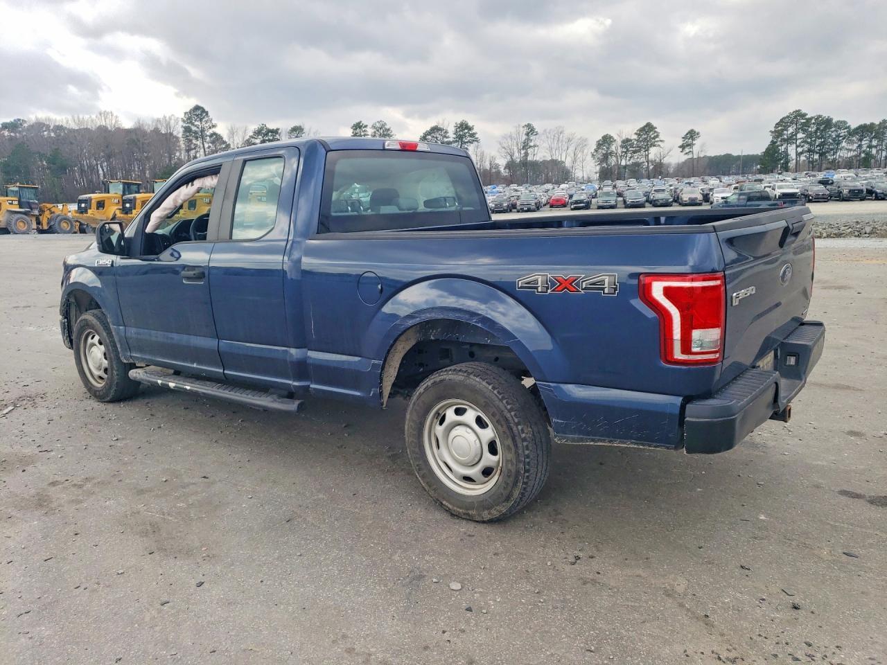 2016 Ford F150 Super Cab - Image 2