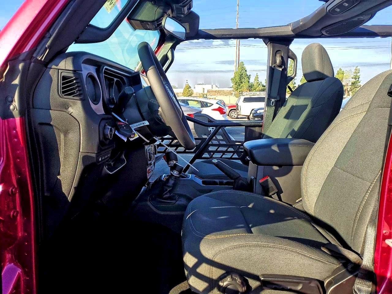 2024 Jeep Wrangler 4Xe - Фото 7