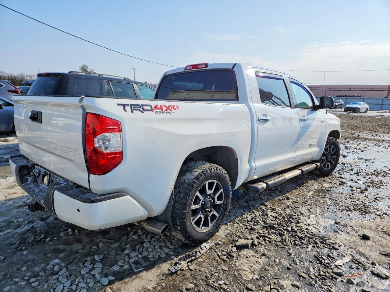 2015 Toyota Tundra Limited - Фото 3