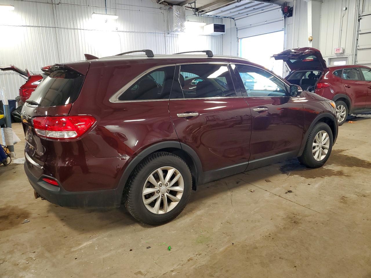 2017 Kia Sorento Lx - Фото 3