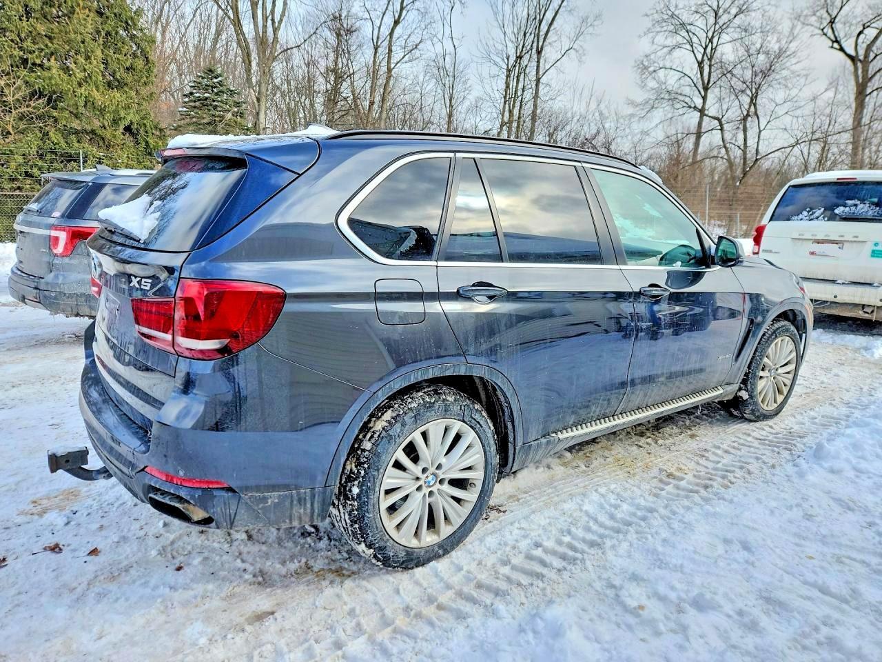 2015 BMW X5 xDrive50I - Фото 3