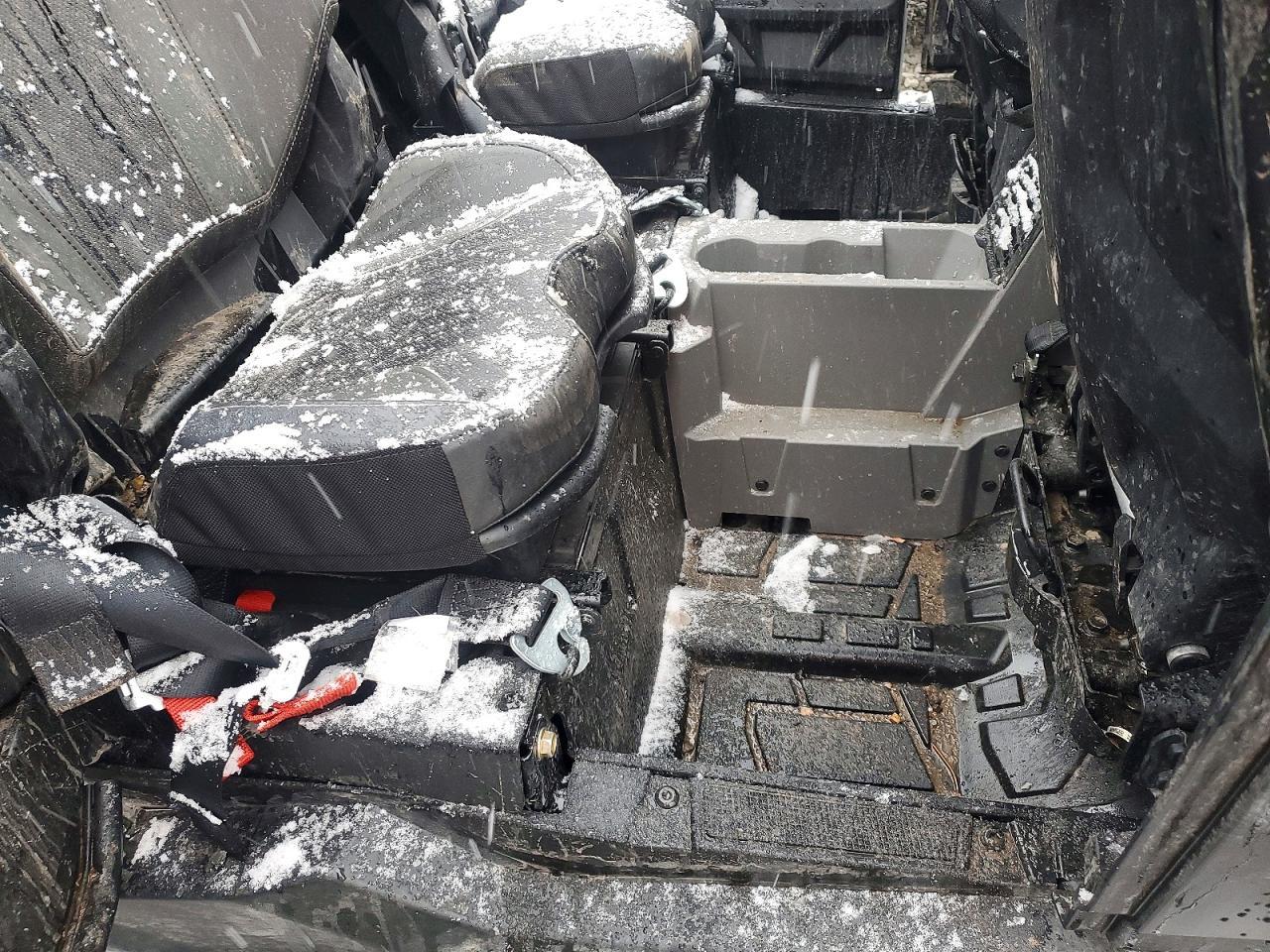 2025 Polaris Utility Vehicle - Image 6