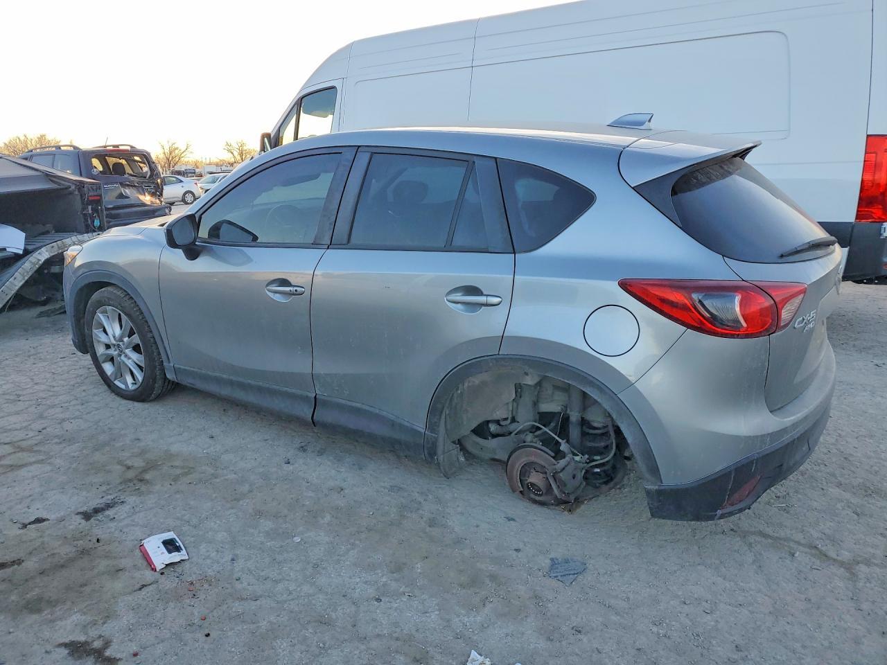 2015 Mazda Cx-5 Gt - Image 2