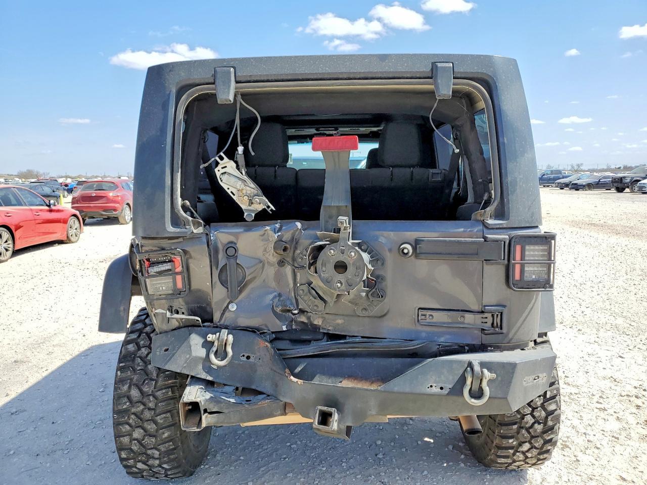 2014 Jeep Wrangler Unlimited Sport - Фото 6
