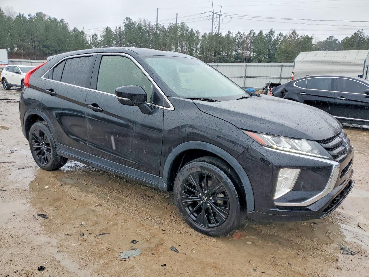2019 Mitsubishi Eclipse Cross Le - Фото 4