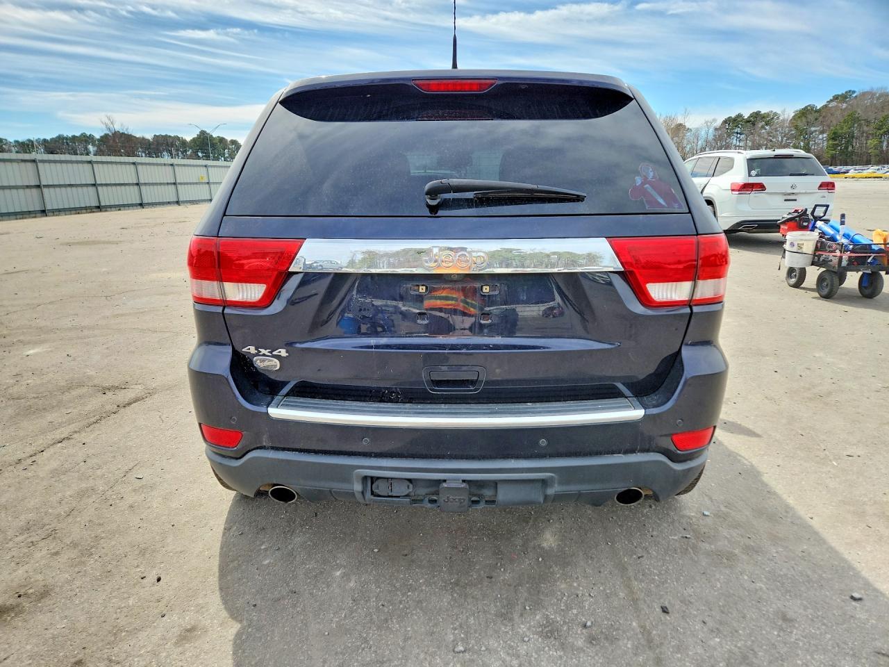 2011 Jeep Grand Cherokee Overland - Фото 6