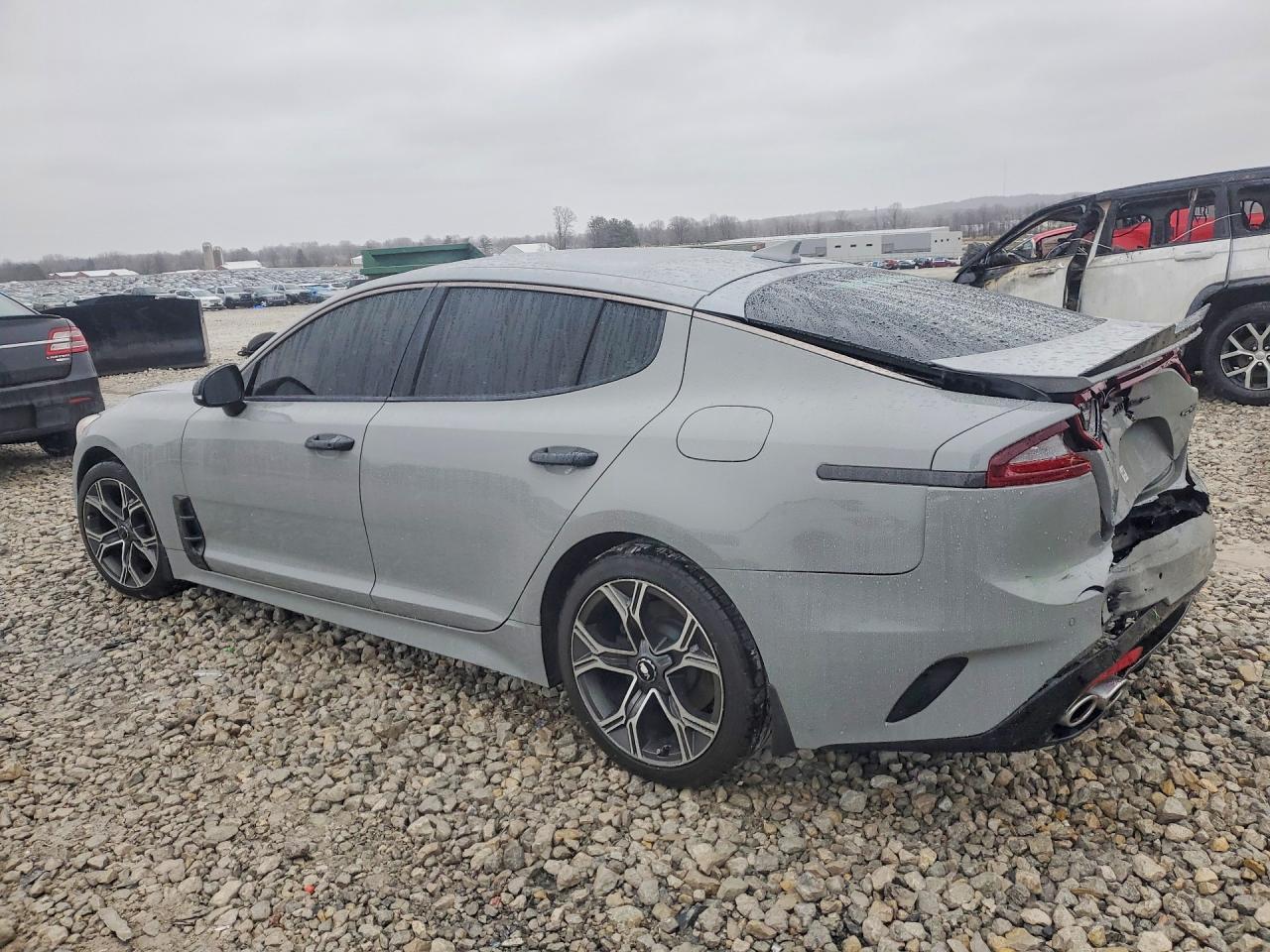 2021 Kia Stinger Gt-Line - Фото 2