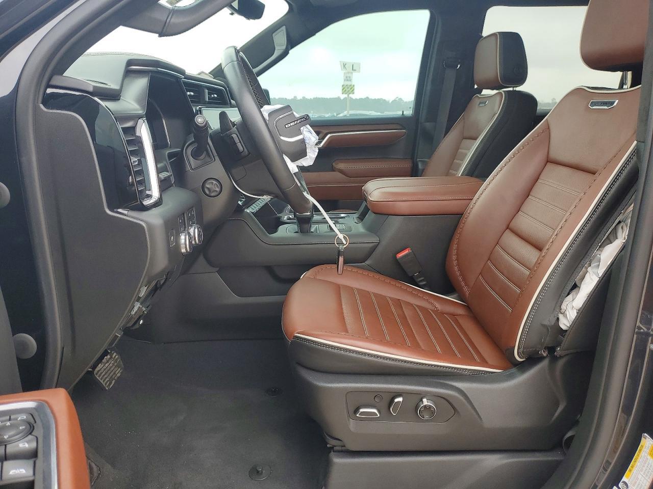 2023 GMC Sierra K1500 Denali Ultimate - Image 7