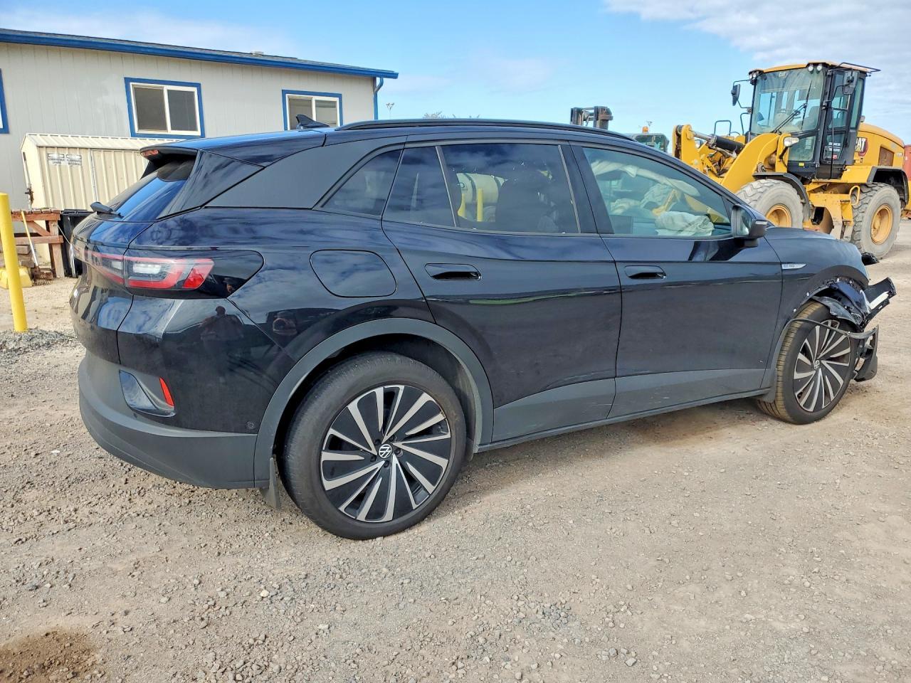 2025 Volkswagen Id.4 - Image 3