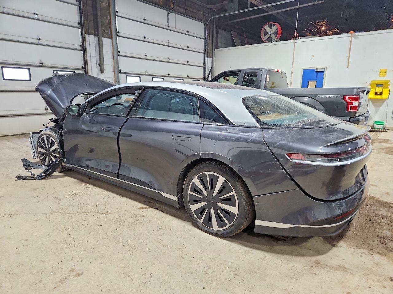 2023 Lucid Motors Air Touring - Фото 2