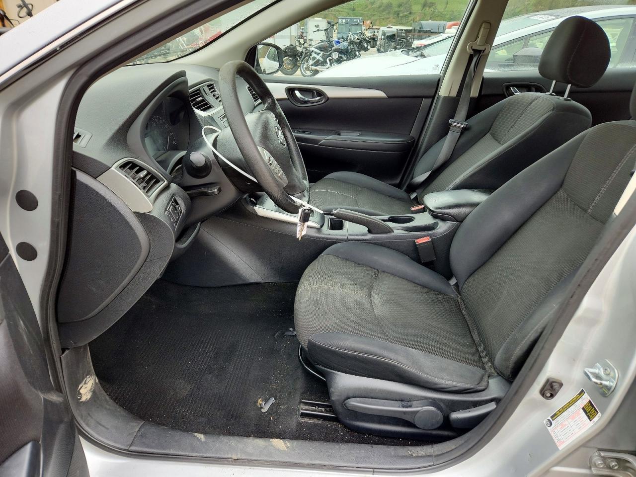 2017 Nissan Sentra S - Фото 7