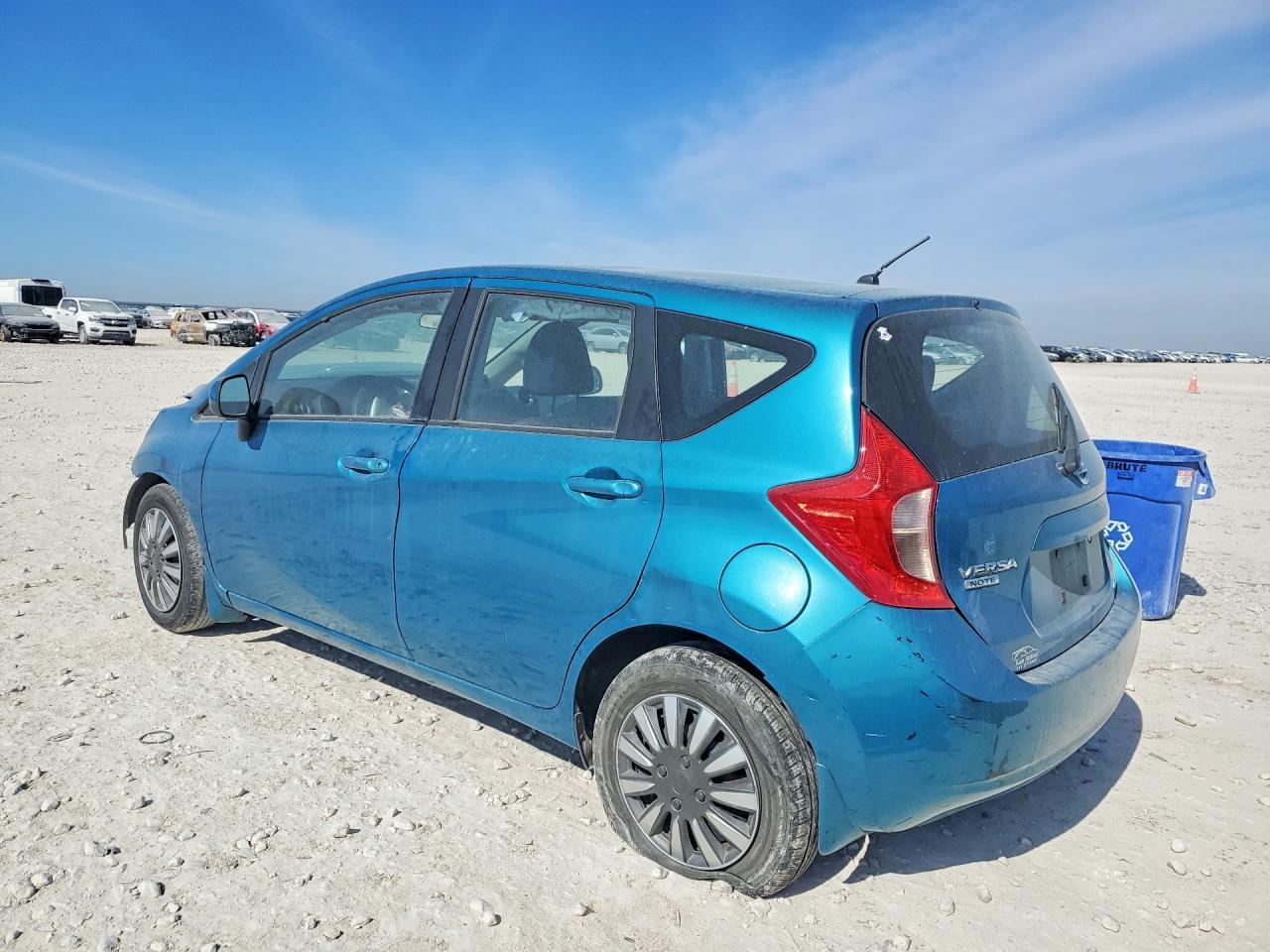2014 Nissan Versa Note S - Фото 2