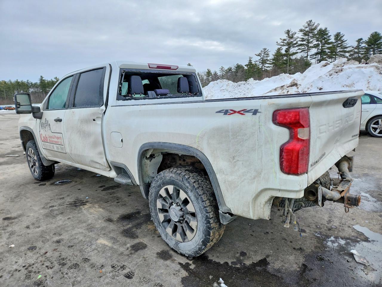 2020 Chevrolet Silverado K2500 Custom - Фото 2