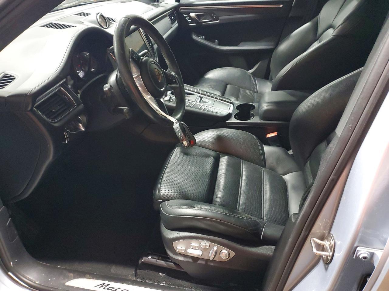 2017 Porsche Macan Gts - Image 7