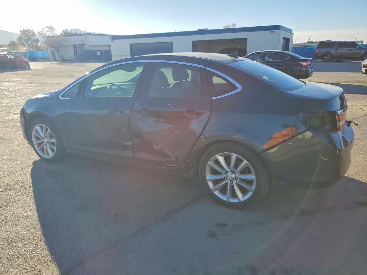 2014 Buick Verano Convenience - Фото 2