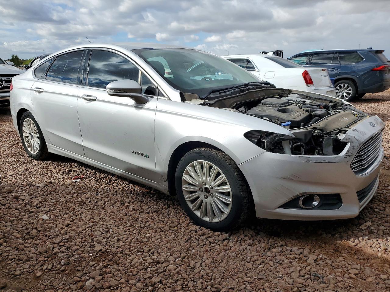 2016 Ford Fusion Se Hybrid - Фото 4
