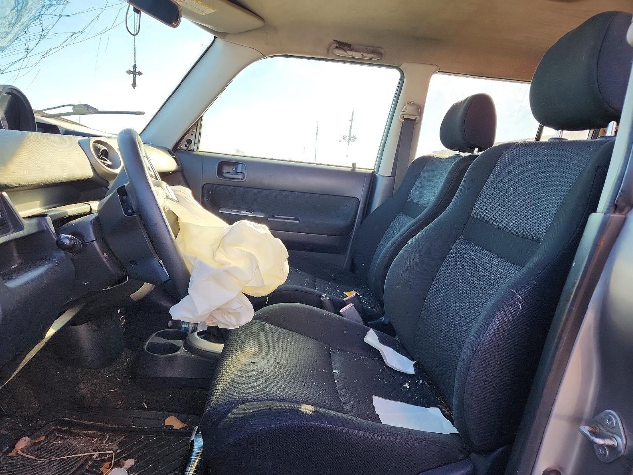 2006 Scion Xb Base - Фото 7