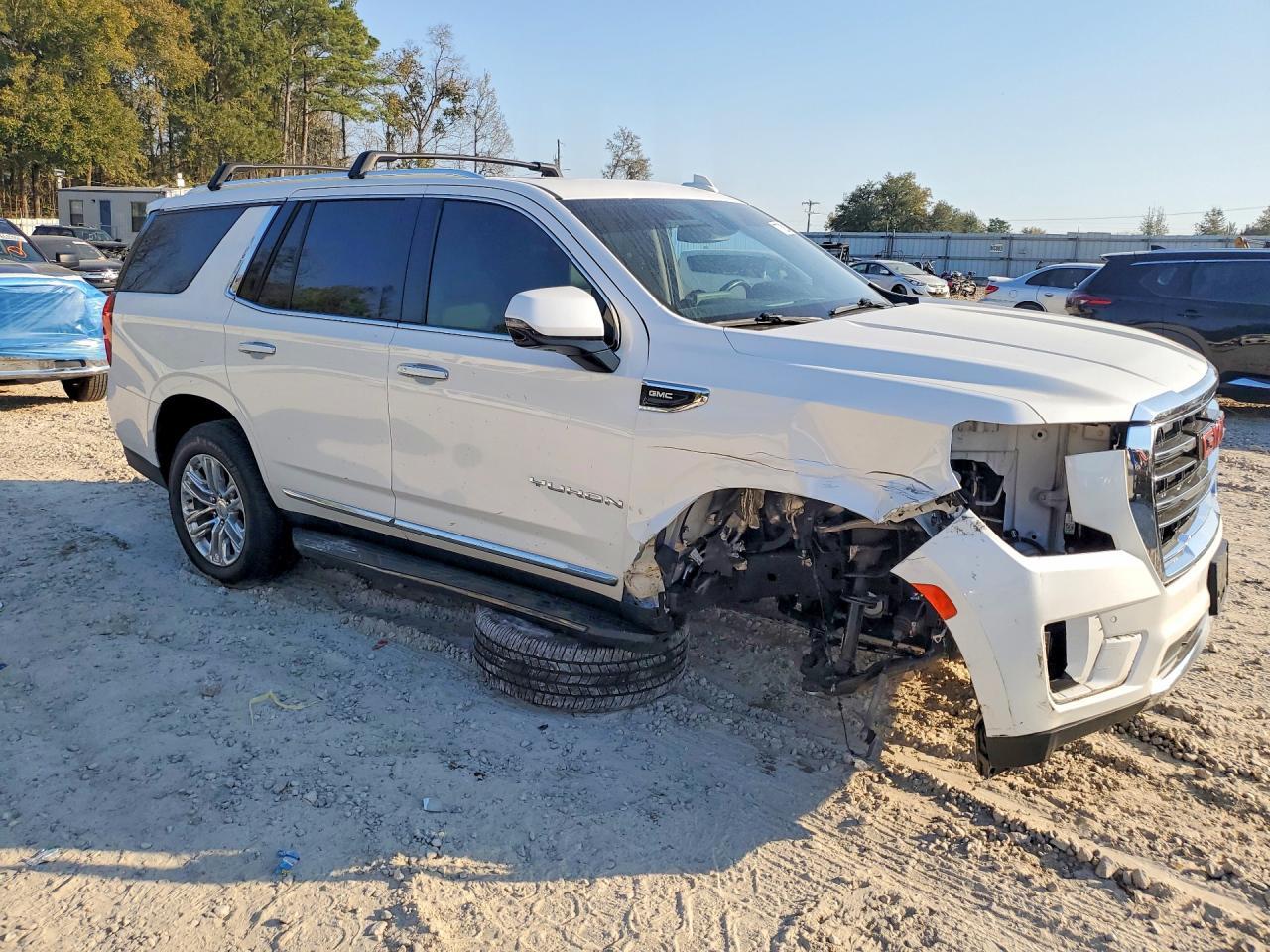 2021 GMC Yukon Slt - Фото 4