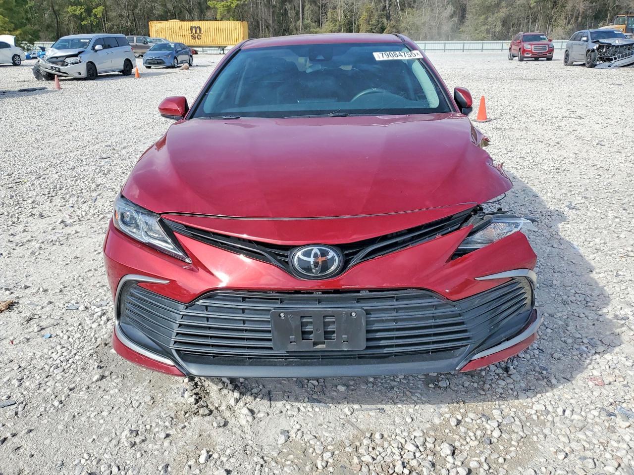 2022 Toyota Camry Le - Фото 5