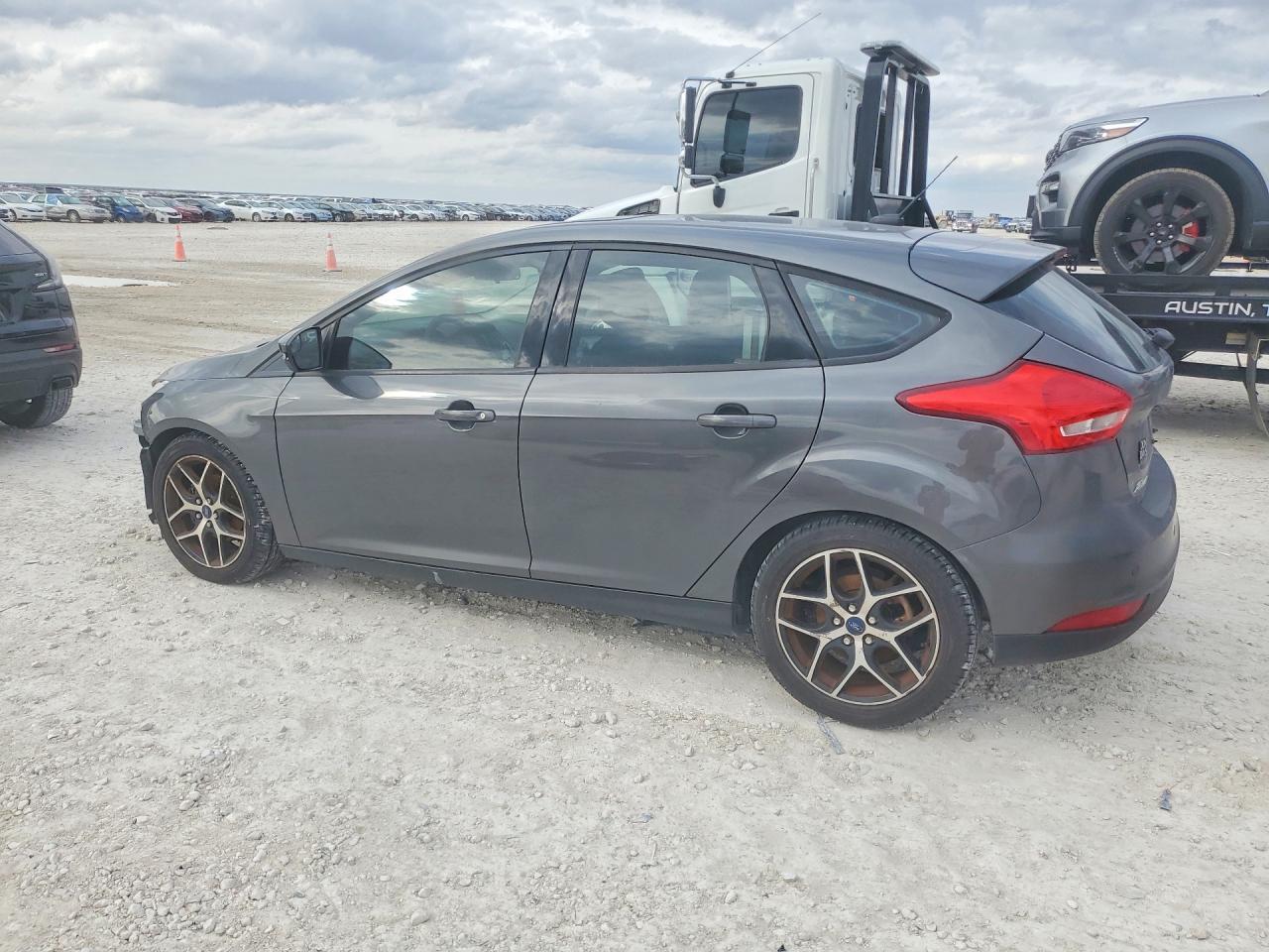 2018 Ford Focus Sel - Image 2