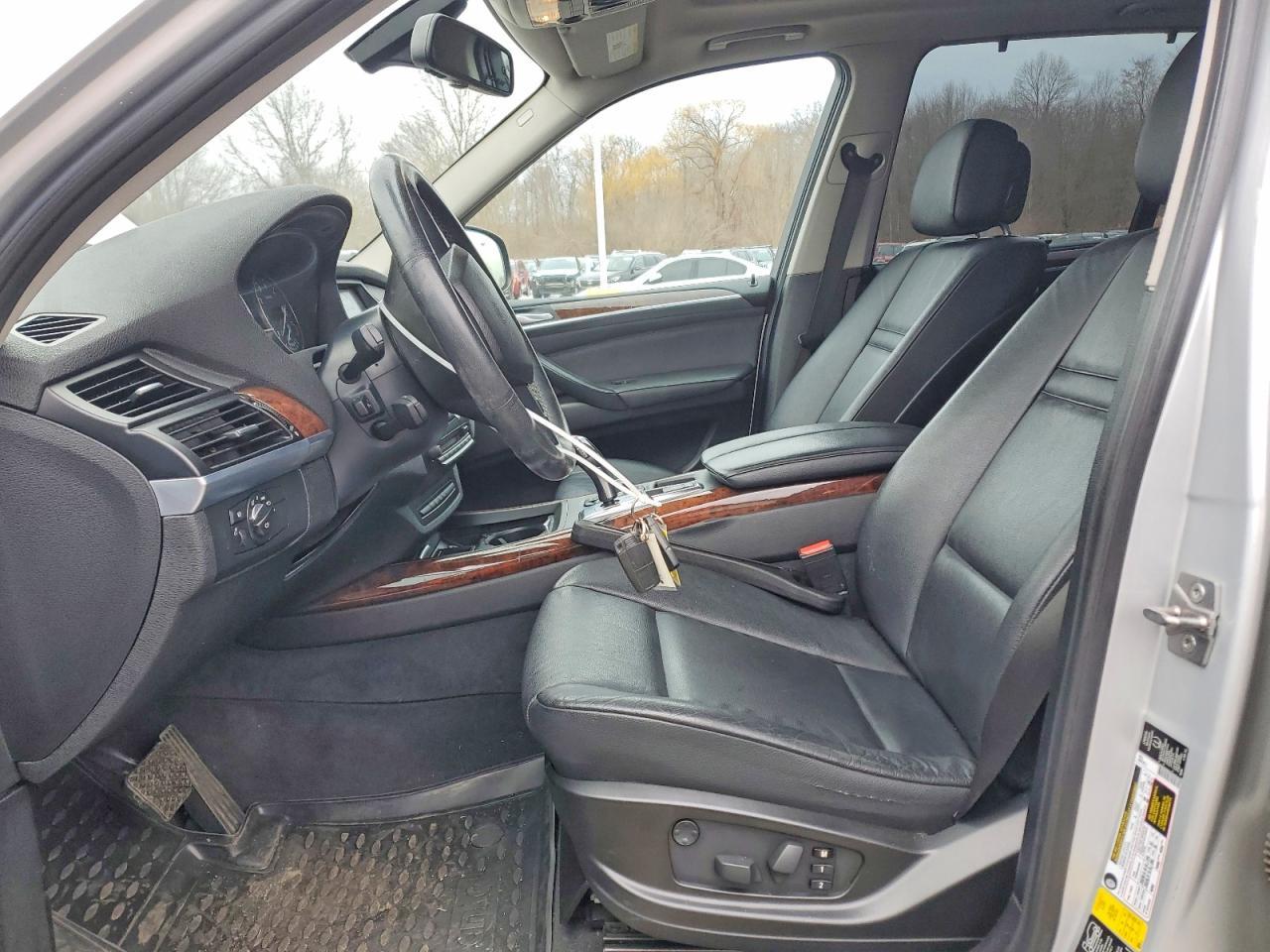 2012 BMW X5 xDrive35I - Image 7