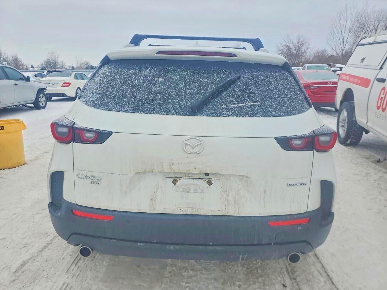 2024 Mazda Cx-50 Premium - Image 6