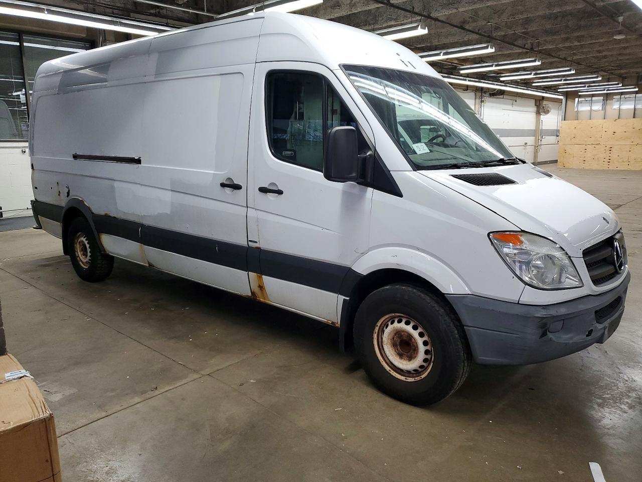 2012 Mercedes-Benz Sprinter 2500 - Image 4