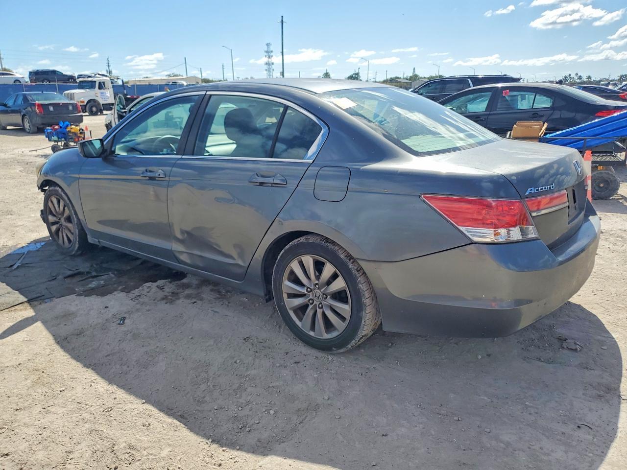 2012 Honda Accord Ex - Фото 2