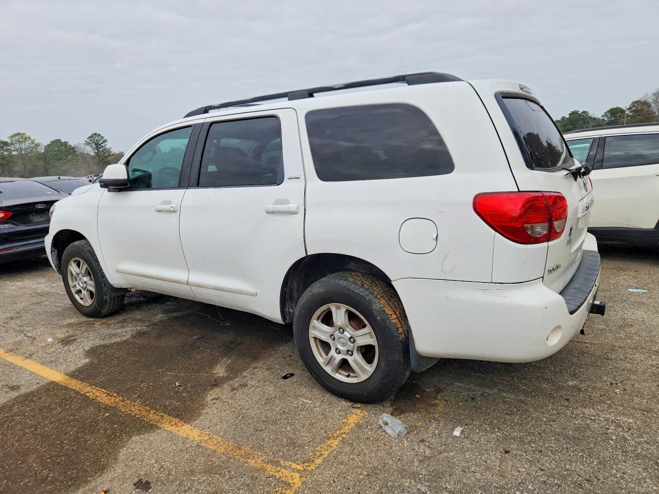 2008 Toyota Sequoia Sr5 - Фото 2