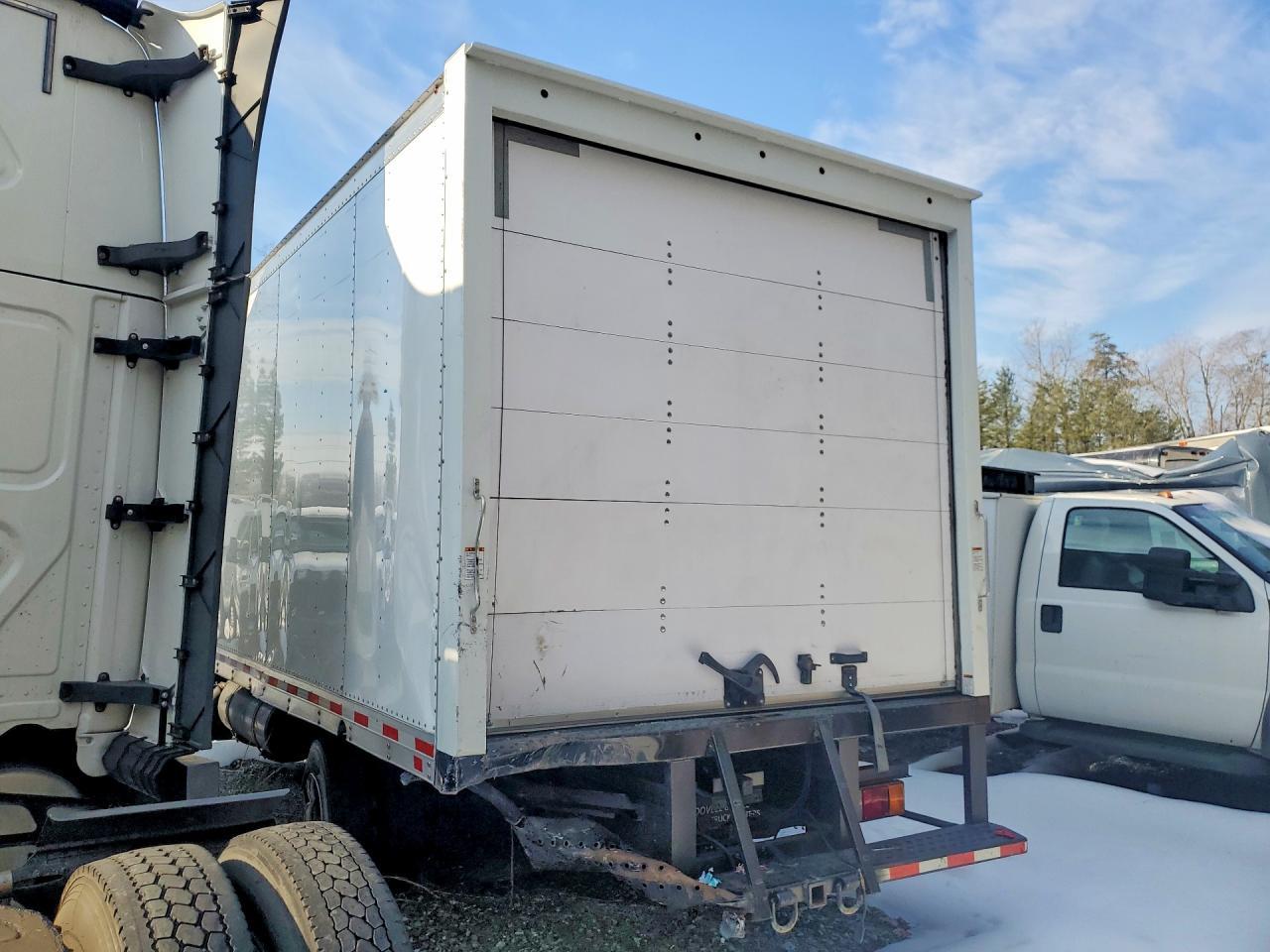 2022 Isuzu Npr Hd - Image 2