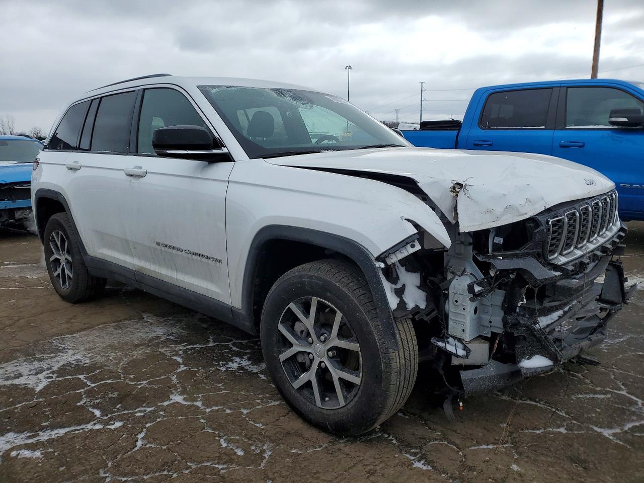 2025 Jeep Grand Cherokee Limited - Image 4